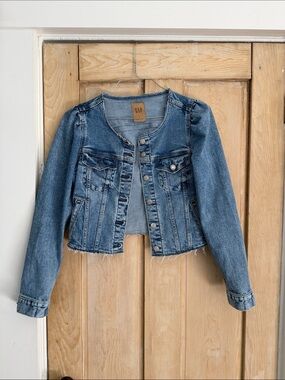 GAP Light Blue Cropped Denim Jacket with Raw Hem